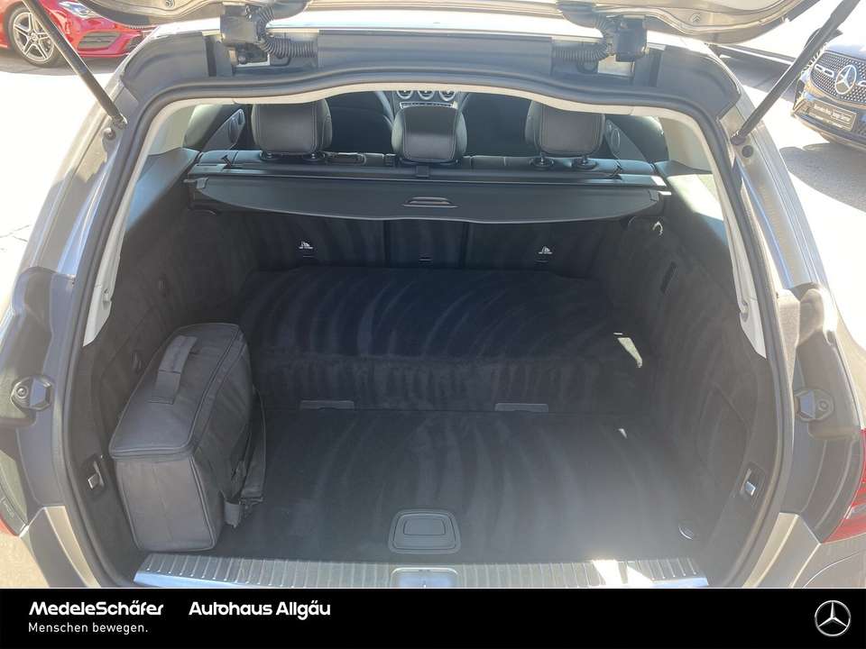Mercedes-Benz C 300 - Imagem 5