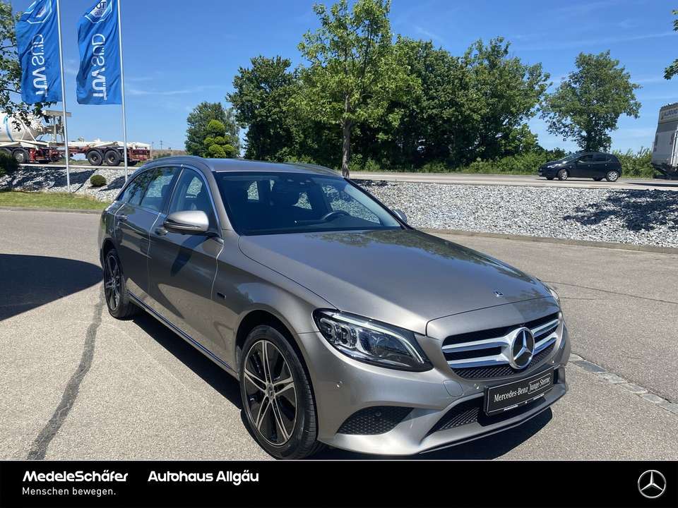 Mercedes-Benz C 300 - Imagem 10