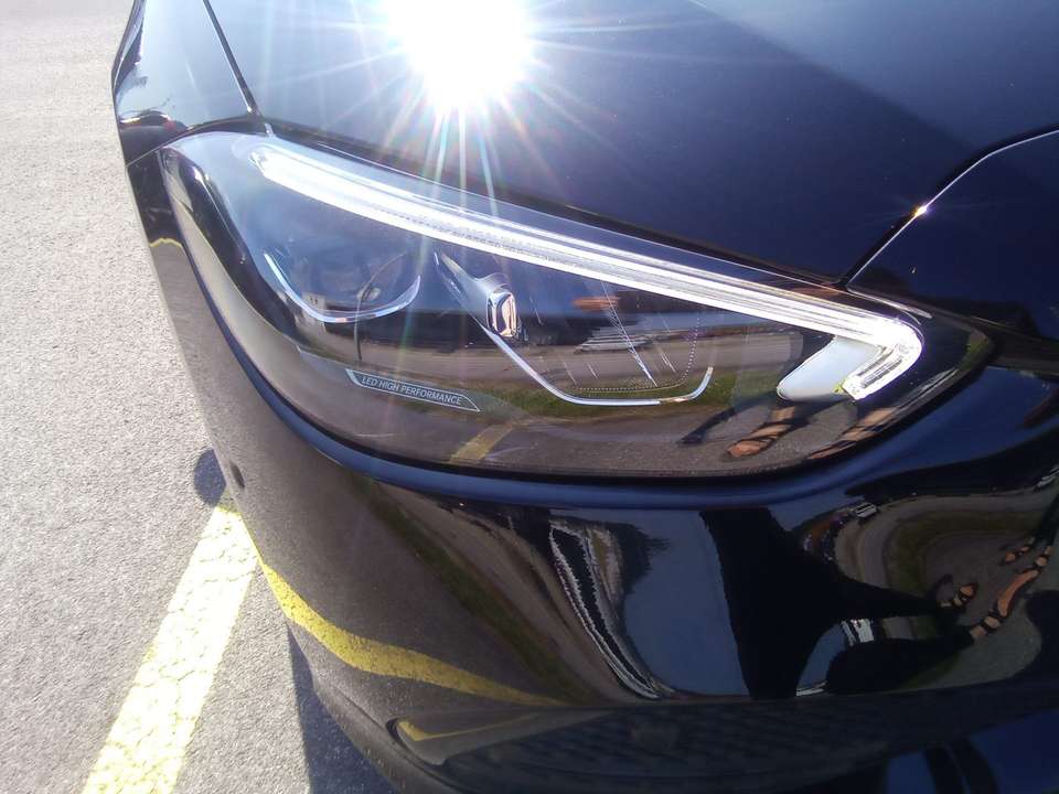 Mercedes-Benz C 300 - Imagem 7