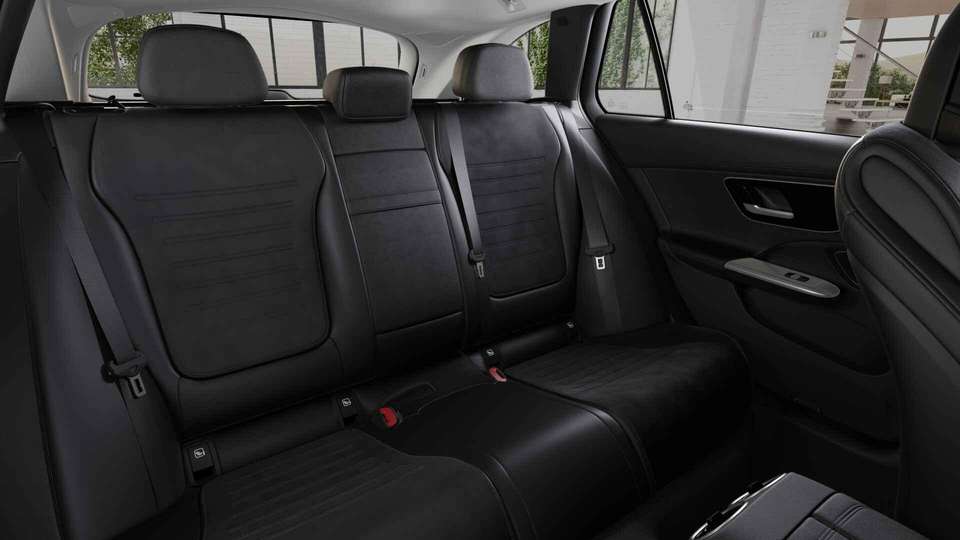 Mercedes-Benz C 300 - Imagem 7
