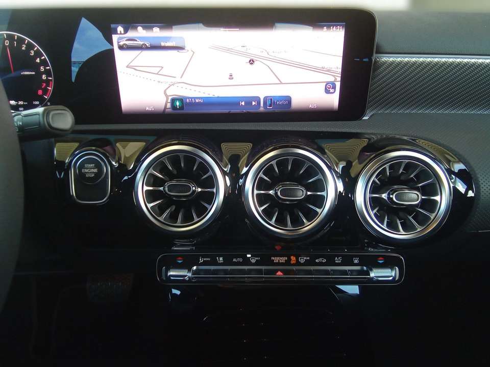 Mercedes-Benz A 250 - Imagem 11