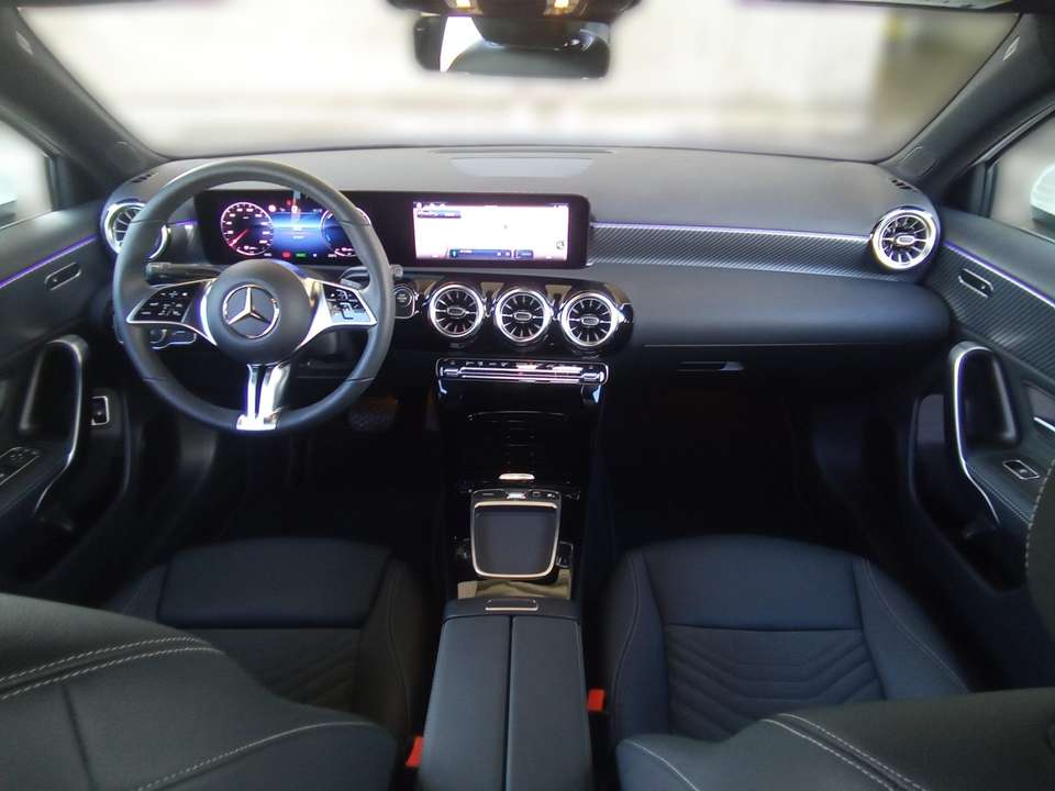 Mercedes-Benz A 250 - Imagem 12