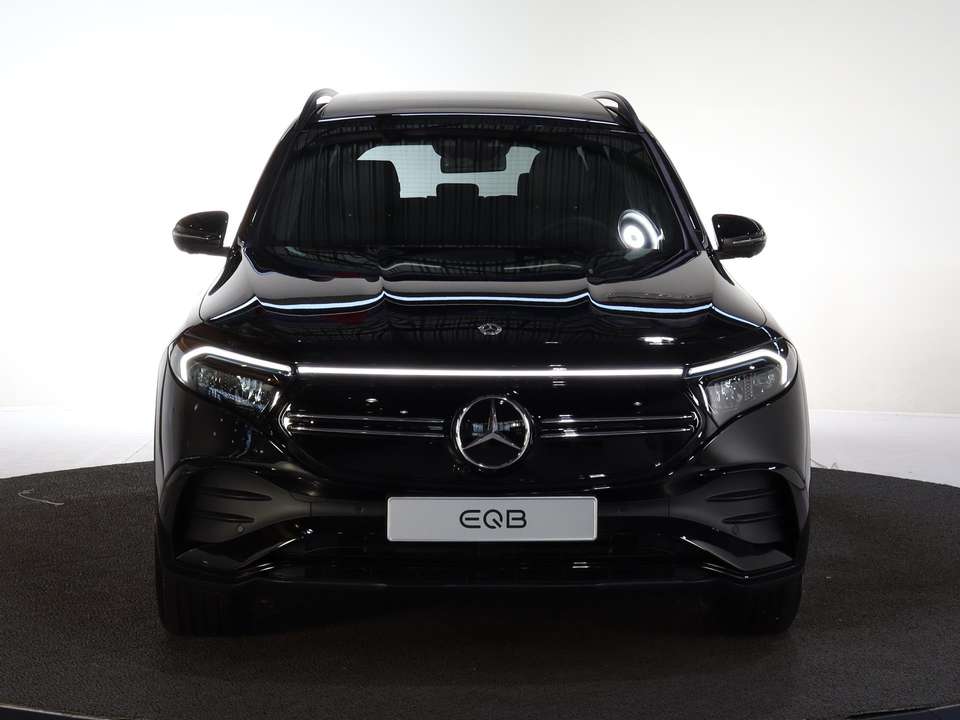 Mercedes-Benz EQB 300 - Imagem 3