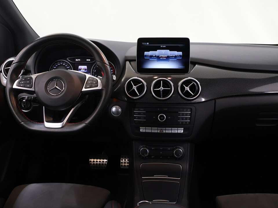 Mercedes-Benz B 180 - Imagem 8
