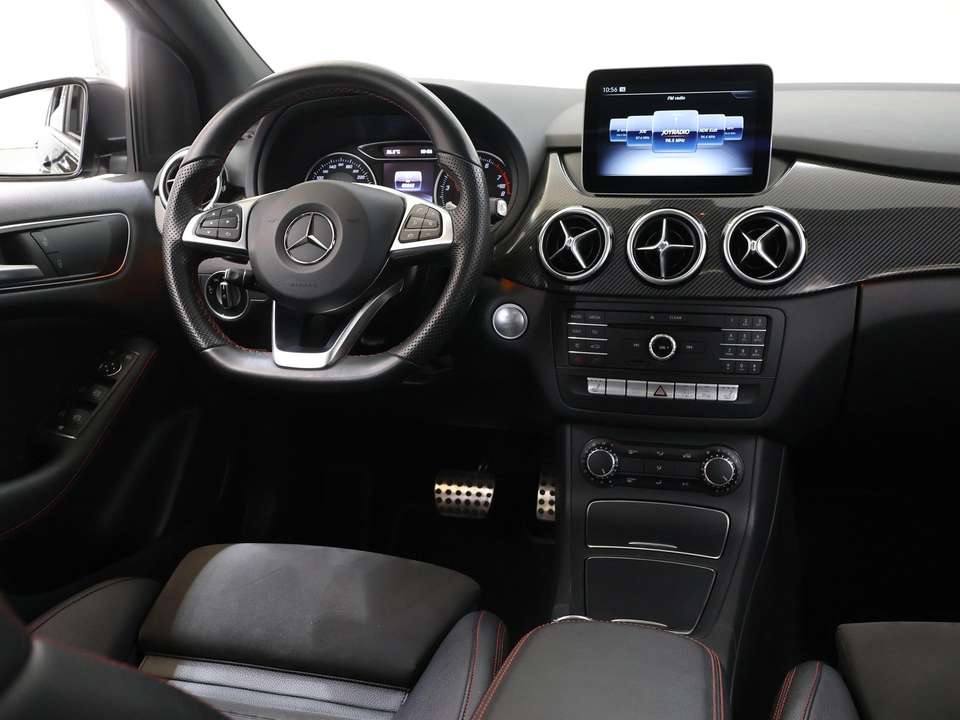 Mercedes-Benz B 180 - Imagem 9