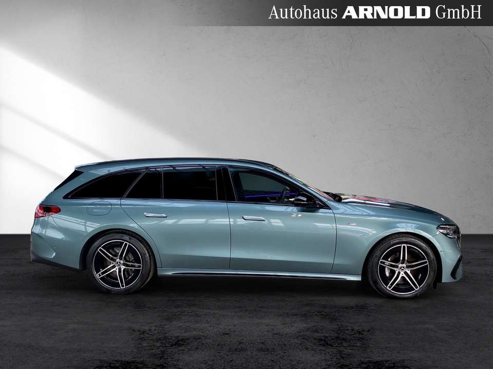 Mercedes-Benz E 300 - Imagem 6
