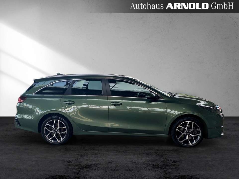 Kia Ceed SW / cee'd SW - Imagem 6