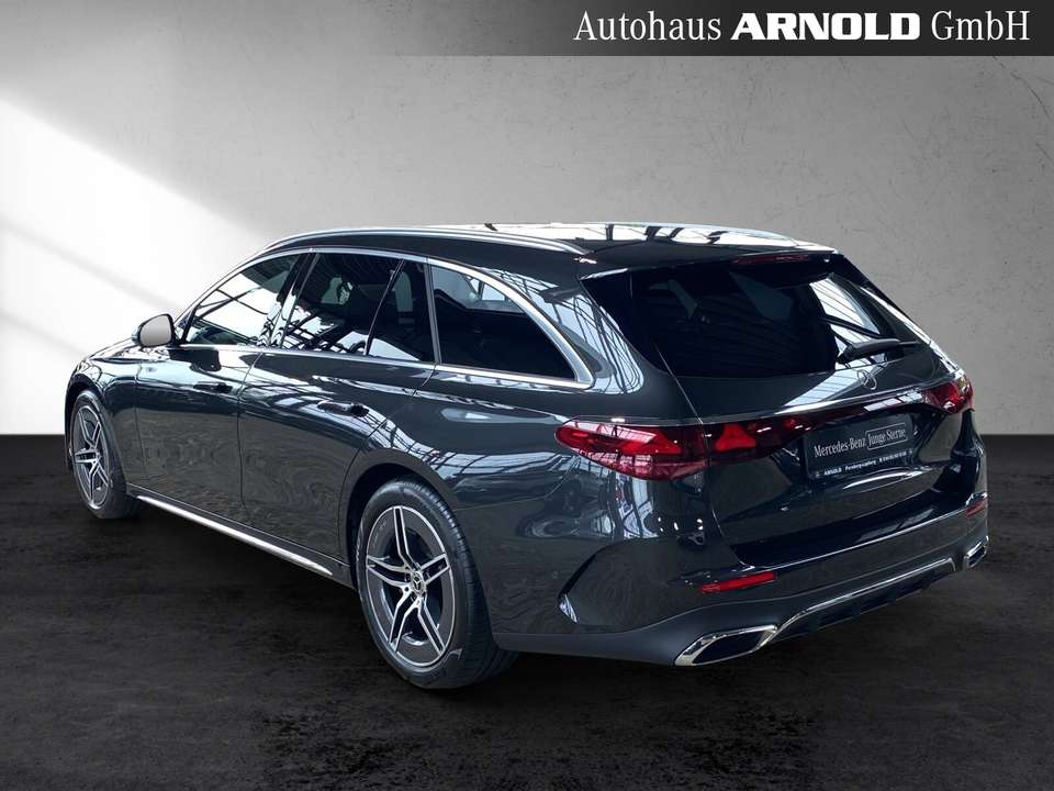 Mercedes-Benz E 220 - Imagem 4
