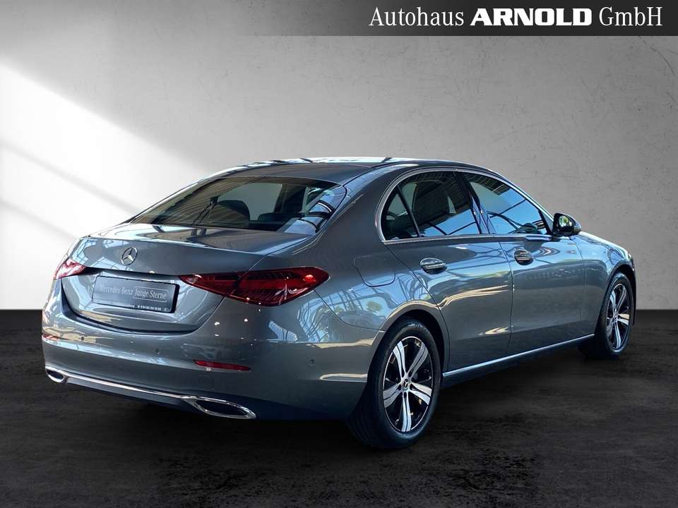 Mercedes-Benz C 180 - Imagem 5