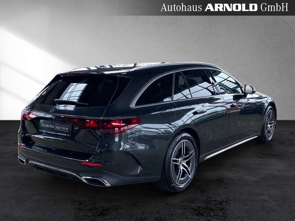 Mercedes-Benz E 220 - Imagem 5