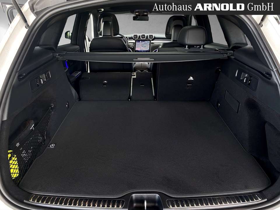 Mercedes-Benz GLC 200 - Imagem 11