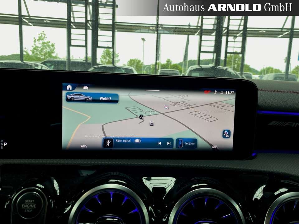 Mercedes-Benz CLA 45 AMG - Imagem 12
