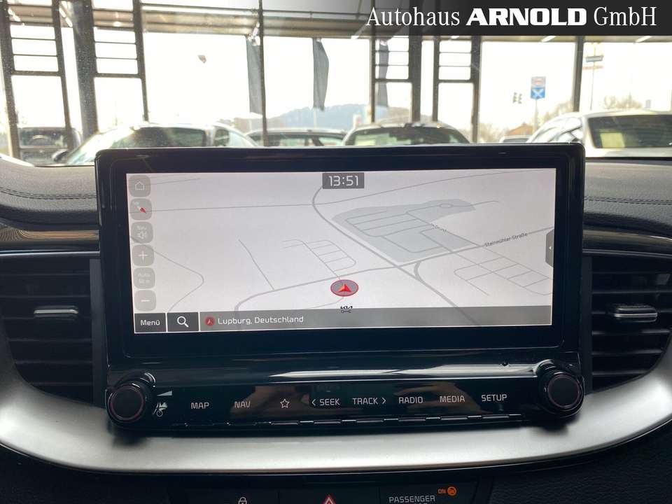 Kia Ceed SW / cee'd SW - Imagem 11