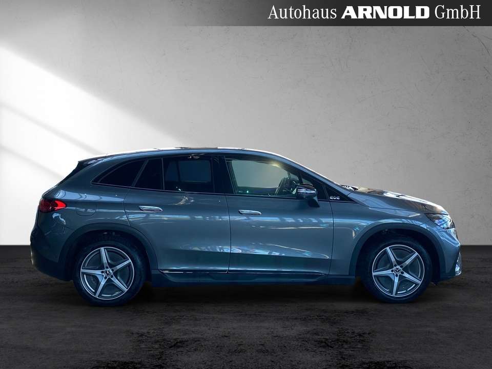 Mercedes-Benz EQE 500 - Imagem 6