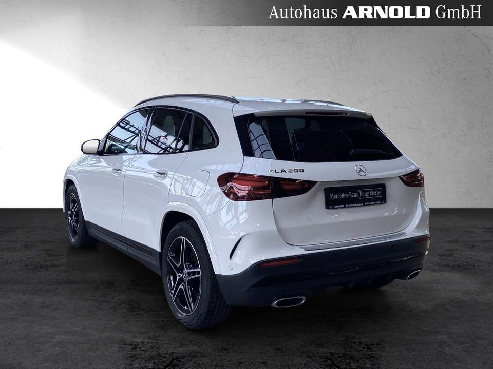Mercedes-Benz GLA 200 - Imagem 4