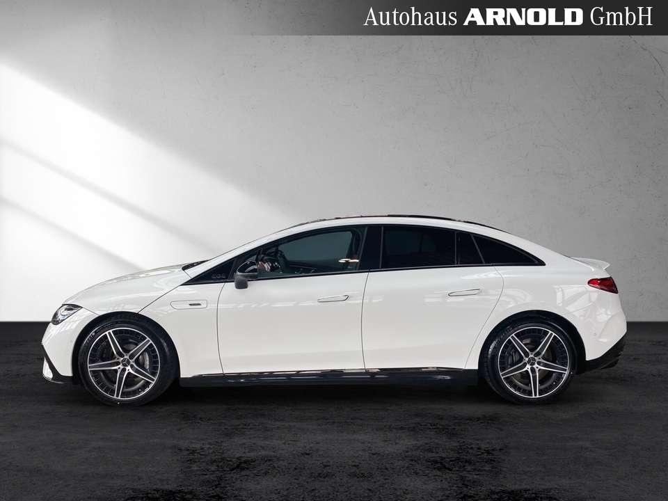 Mercedes-Benz EQE 43 - Imagem 3