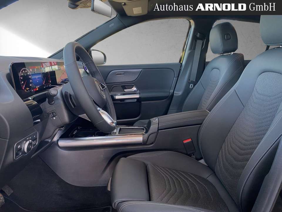Mercedes-Benz GLA 200 - Imagem 8
