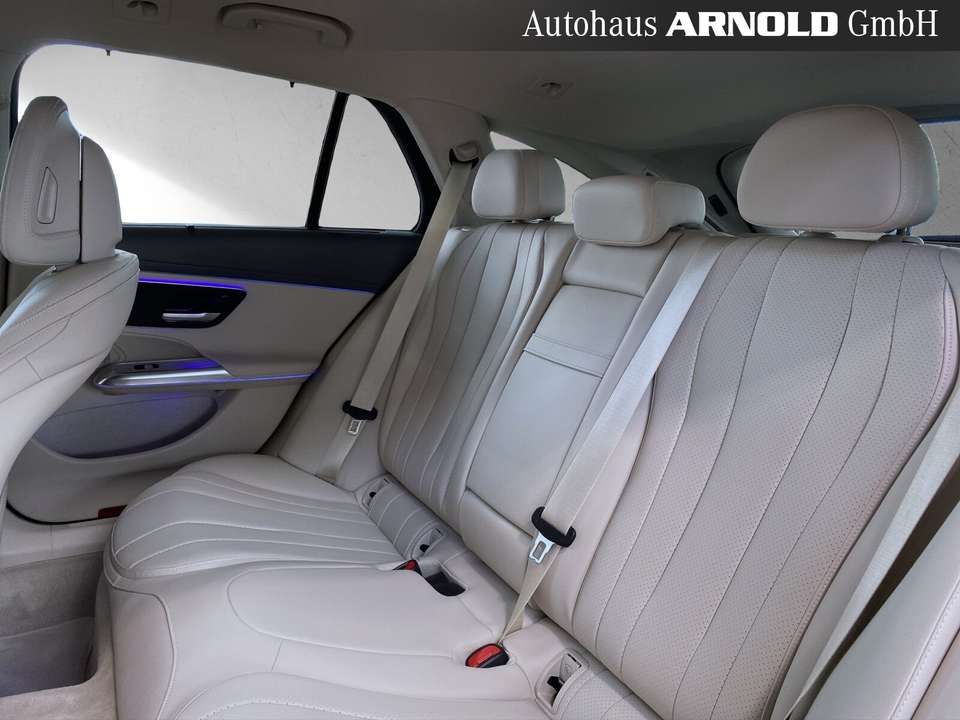 Mercedes-Benz E 200 - Imagem 10
