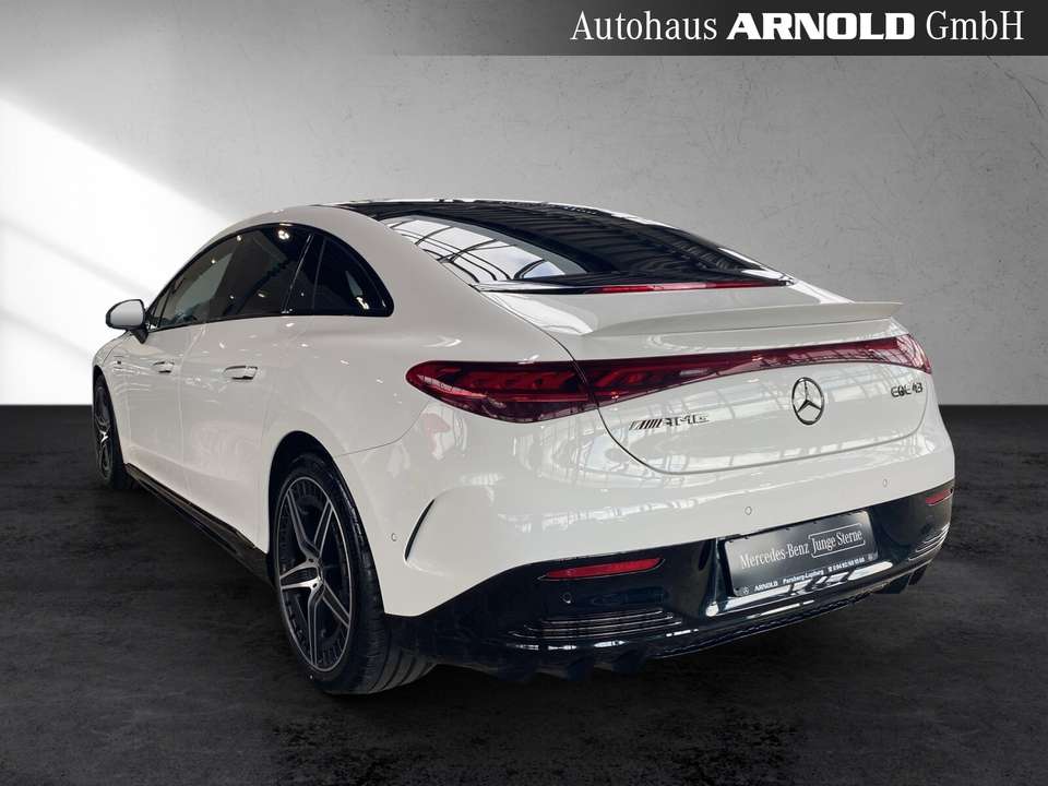 Mercedes-Benz EQE 43 - Imagem 4