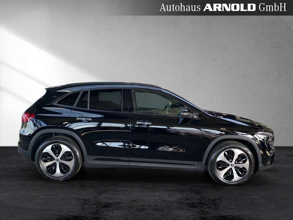 Mercedes-Benz GLA 200 - Imagem 6