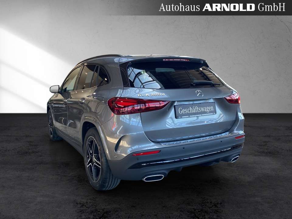 Mercedes-Benz GLA 200 - Imagem 4