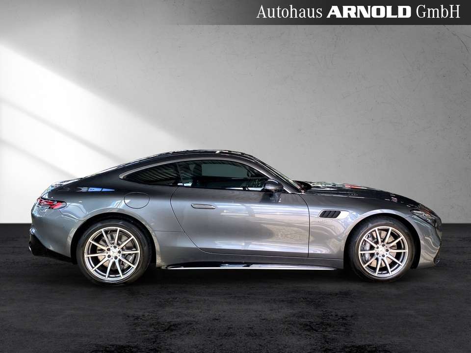 Mercedes-Benz AMG GT - Imagem 6