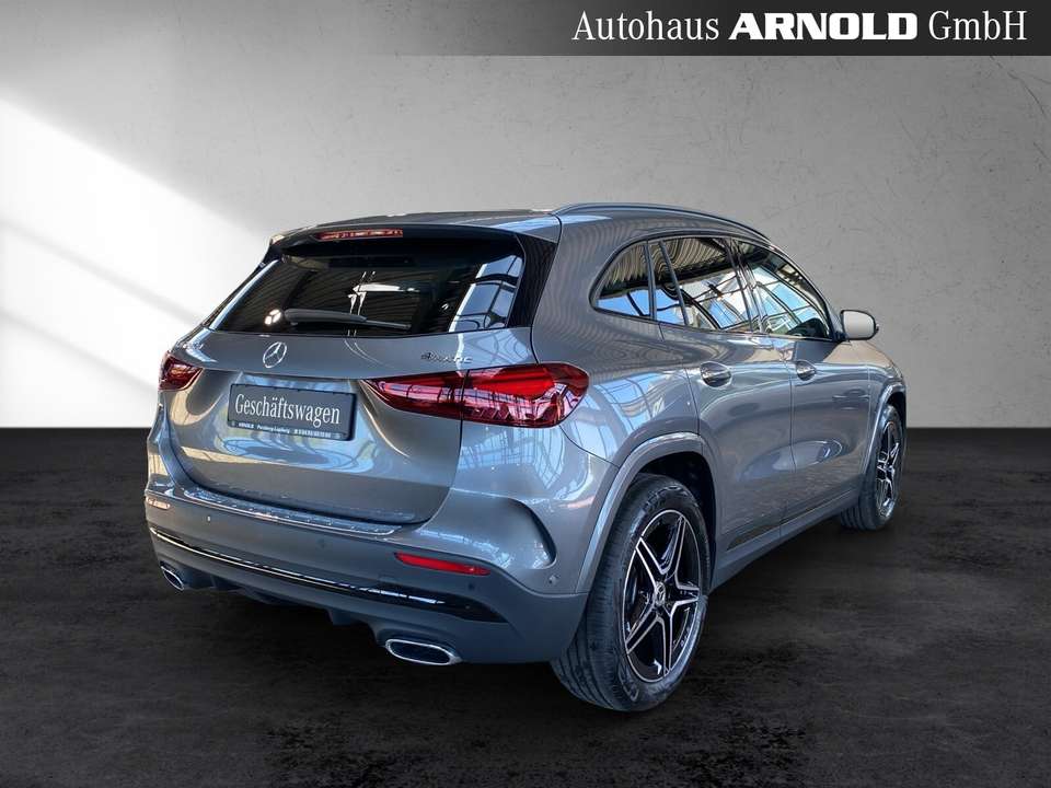 Mercedes-Benz GLA 200 - Imagem 5