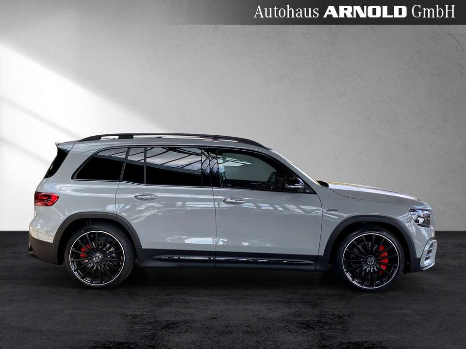 Mercedes-Benz GLB 35 AMG - Imagem 6