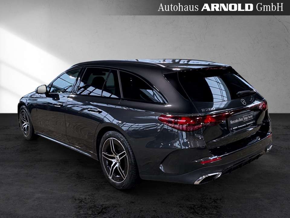 Mercedes-Benz E 200 - Imagem 4