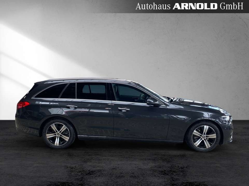 Mercedes-Benz C 180 - Imagem 6