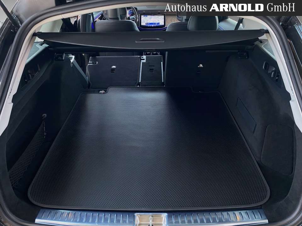 Mercedes-Benz E 220 - Imagem 11