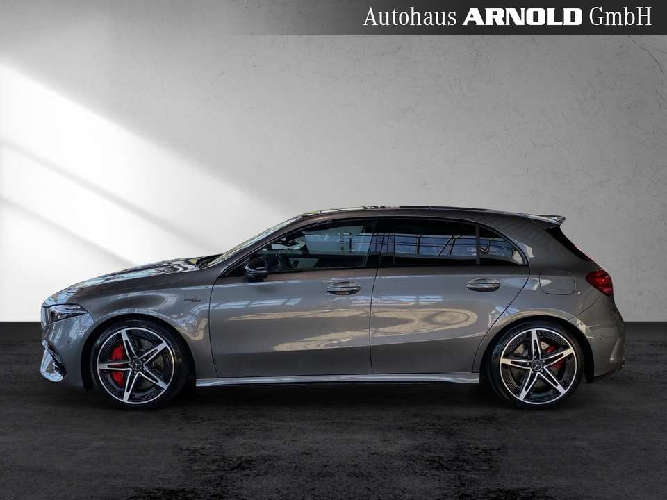 Mercedes-Benz A 45 AMG - Imagem 3