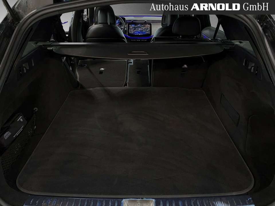 Mercedes-Benz E 200 - Imagem 11