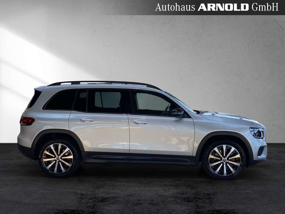 Mercedes-Benz GLB 220 - Imagem 6