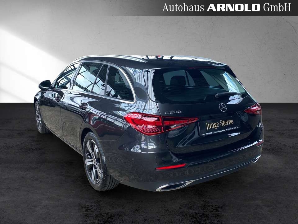 Mercedes-Benz C 200 - Imagem 4