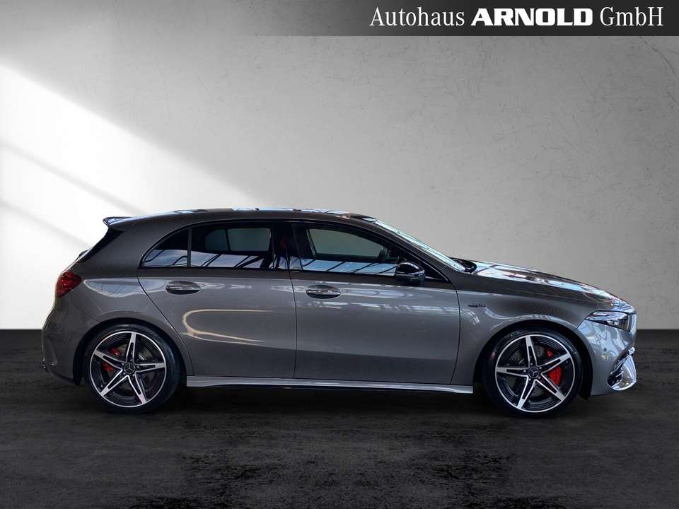 Mercedes-Benz A 45 AMG - Imagem 6