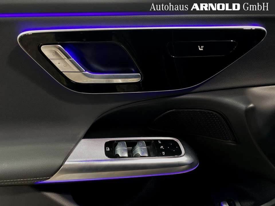 Mercedes-Benz E 200 - Imagem 14