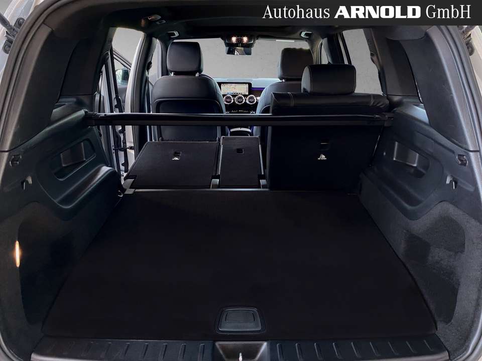 Mercedes-Benz GLB 220 - Imagem 11