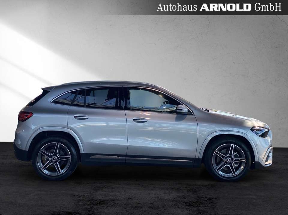 Mercedes-Benz GLA 200 - Imagem 6