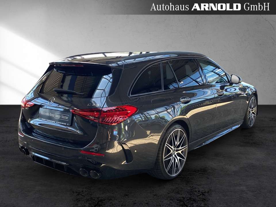 Mercedes-Benz C 43 AMG - Imagem 5