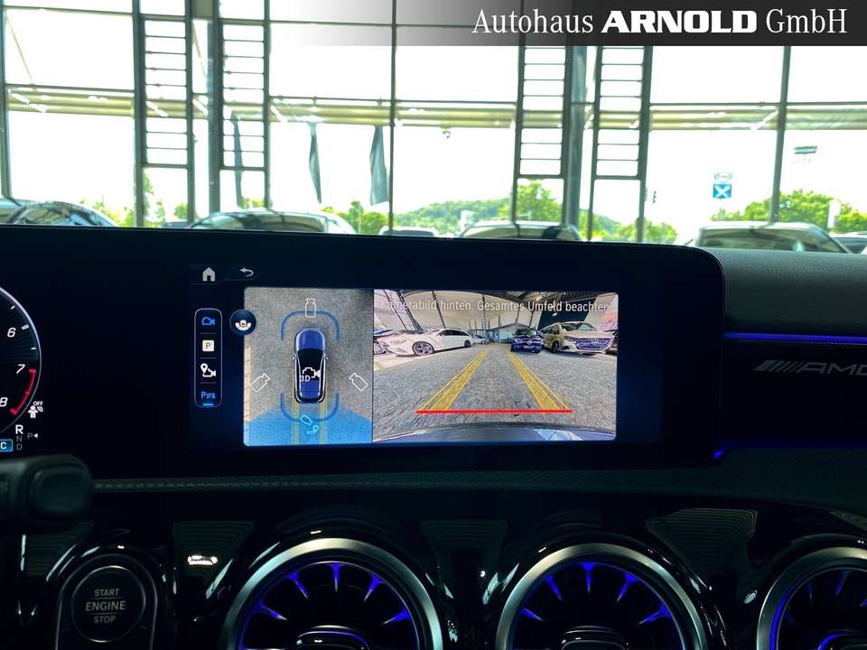 Mercedes-Benz A 45 AMG - Imagem 13