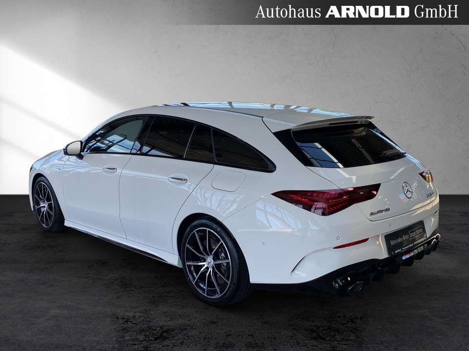 Mercedes-Benz CLA 35 AMG - Imagem 4