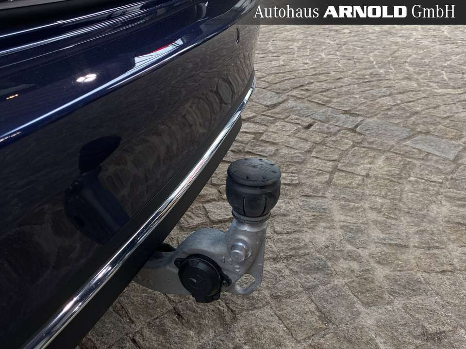 Mercedes-Benz C 180 - Imagem 15