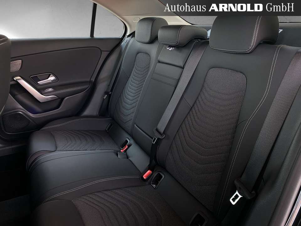 Mercedes-Benz A 200 - Imagem 10