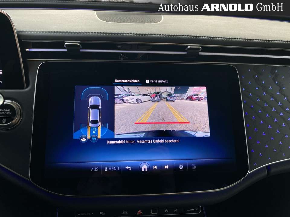 Mercedes-Benz E 200 - Imagem 13
