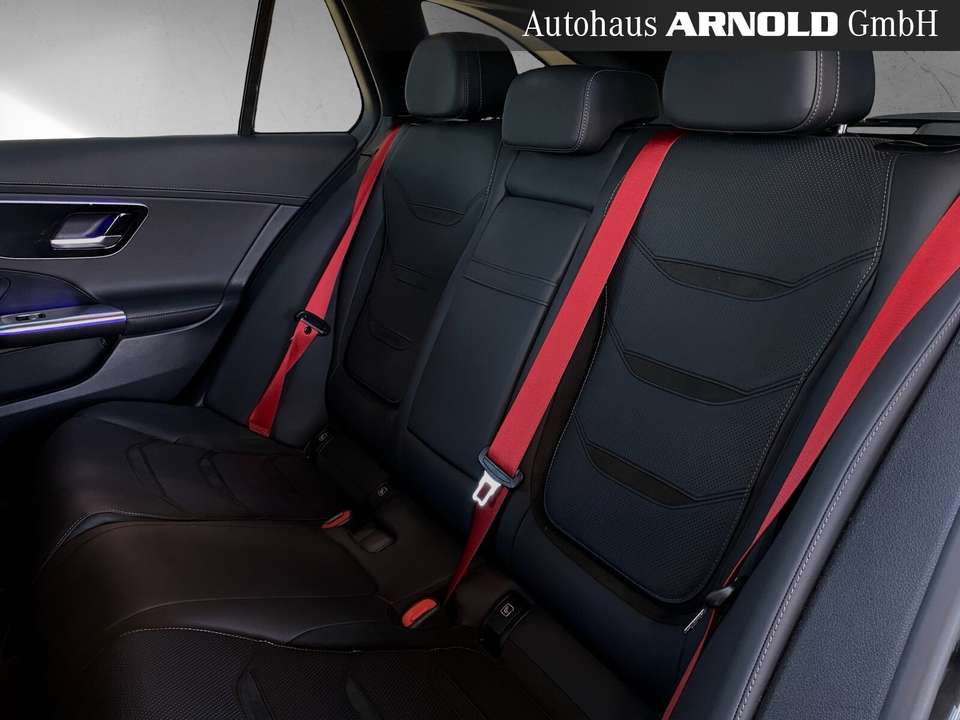 Mercedes-Benz C 43 AMG - Imagem 10
