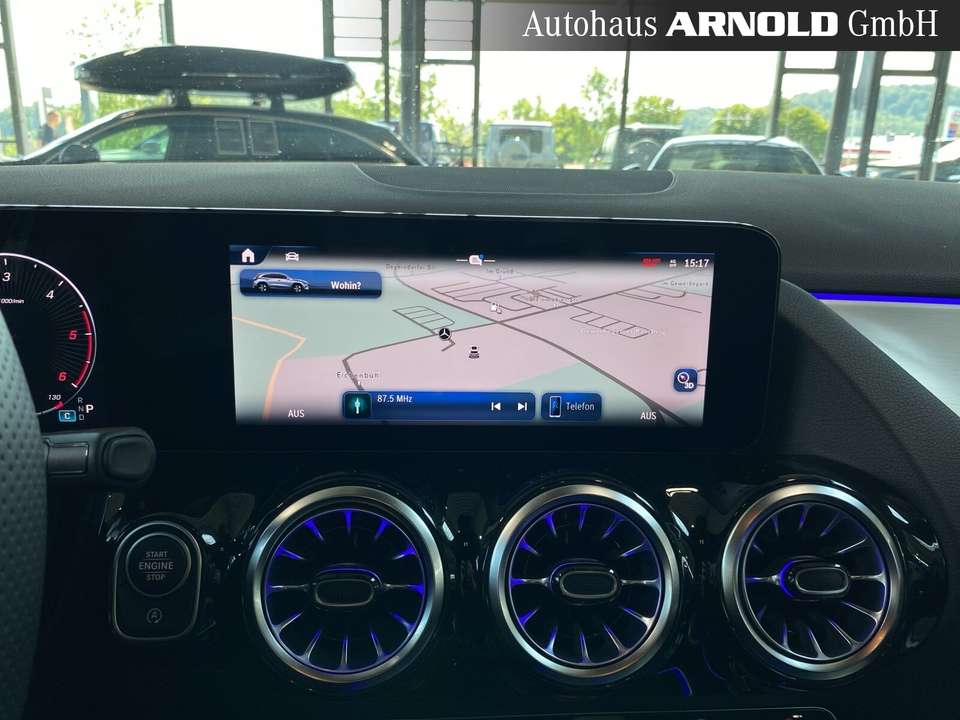 Mercedes-Benz GLA 220 - Imagem 12