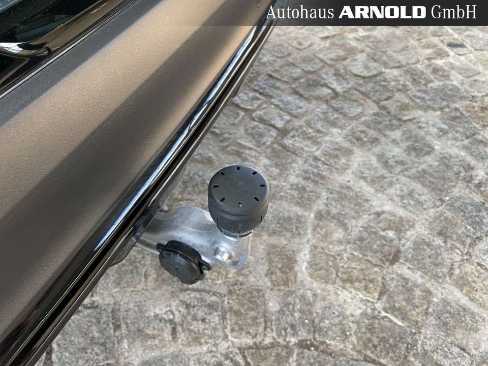 Mercedes-Benz E 450 - Imagem 12