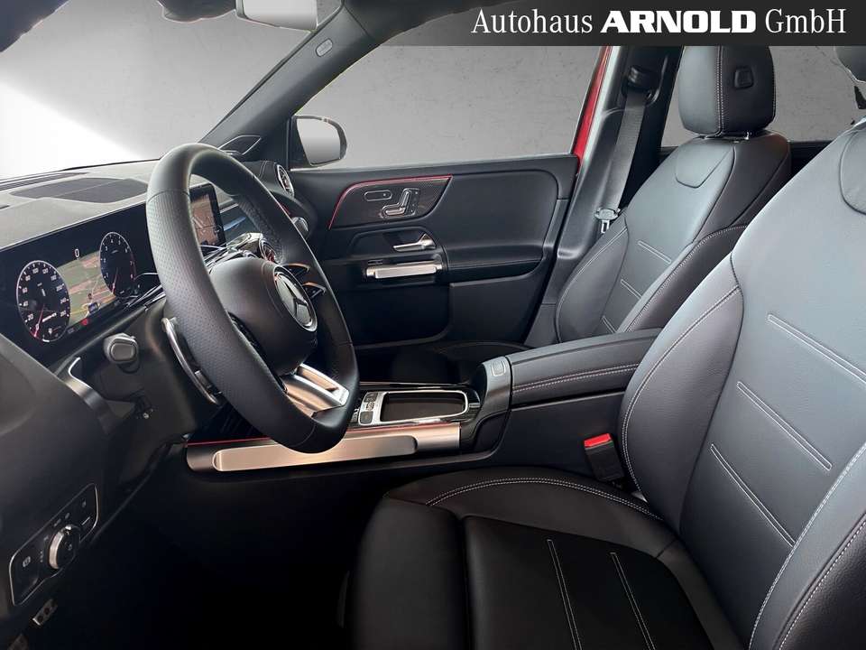 Mercedes-Benz GLB 35 AMG - Imagem 8