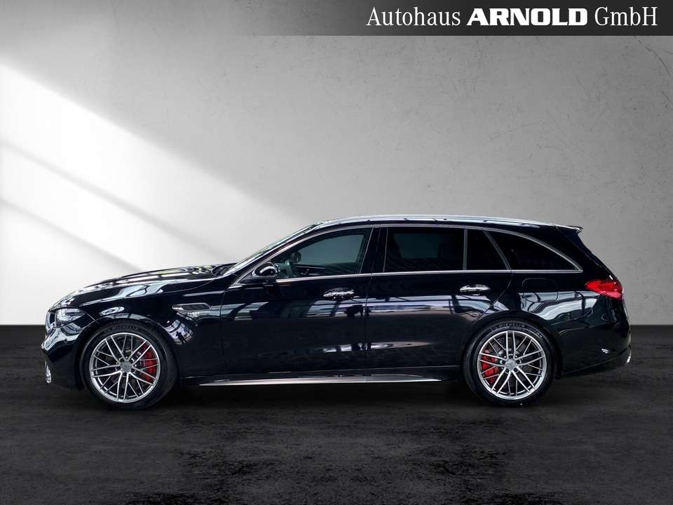 Mercedes-Benz C 63 AMG - Imagem 3